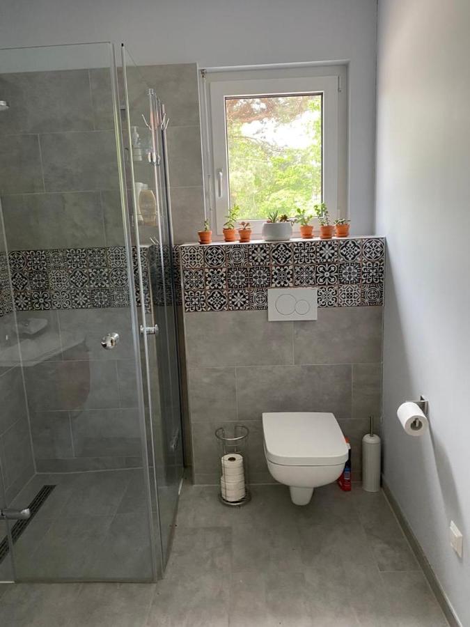 Schoenes Privatzimmer Region Hannover Springe Esterno foto